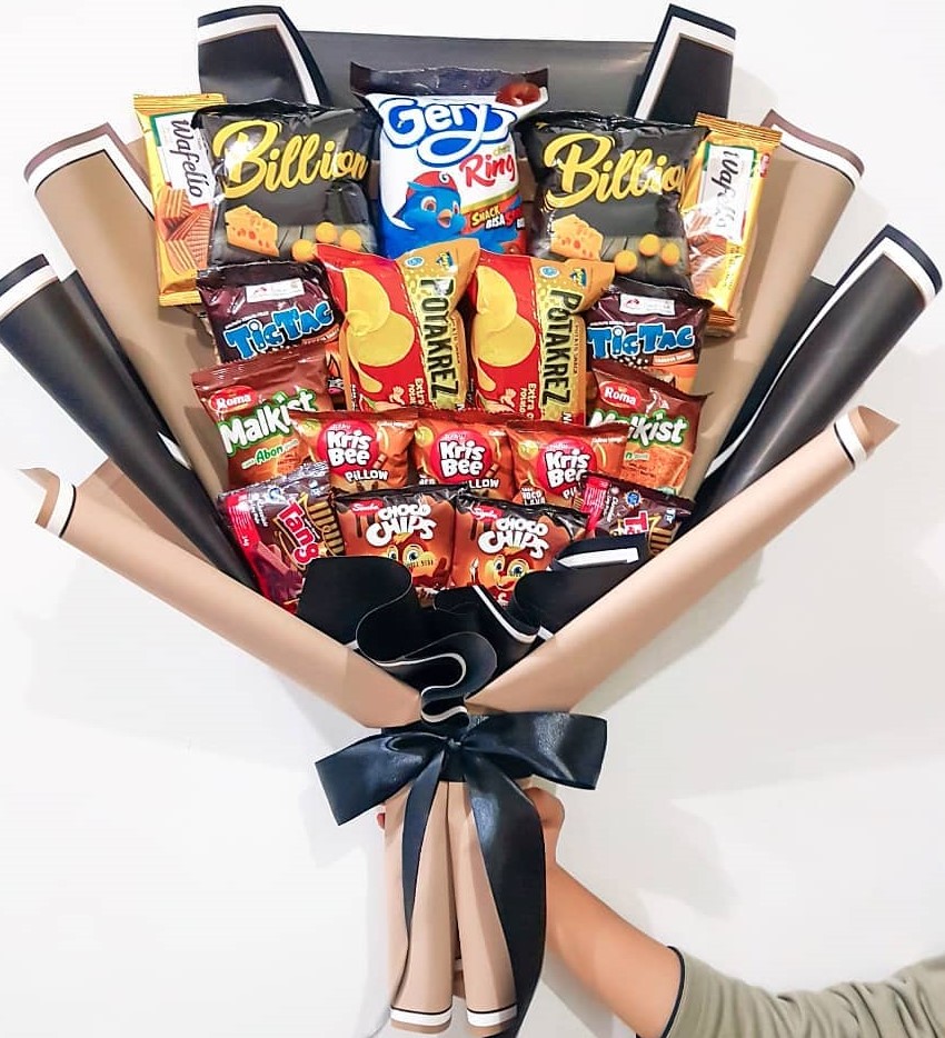 Snack Royale Bouquet